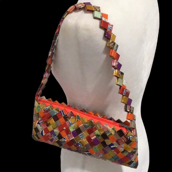 Recycled Candy and Cookie Wrapper Shoulder Bag,‎ Metallic - Picture 6 of 9